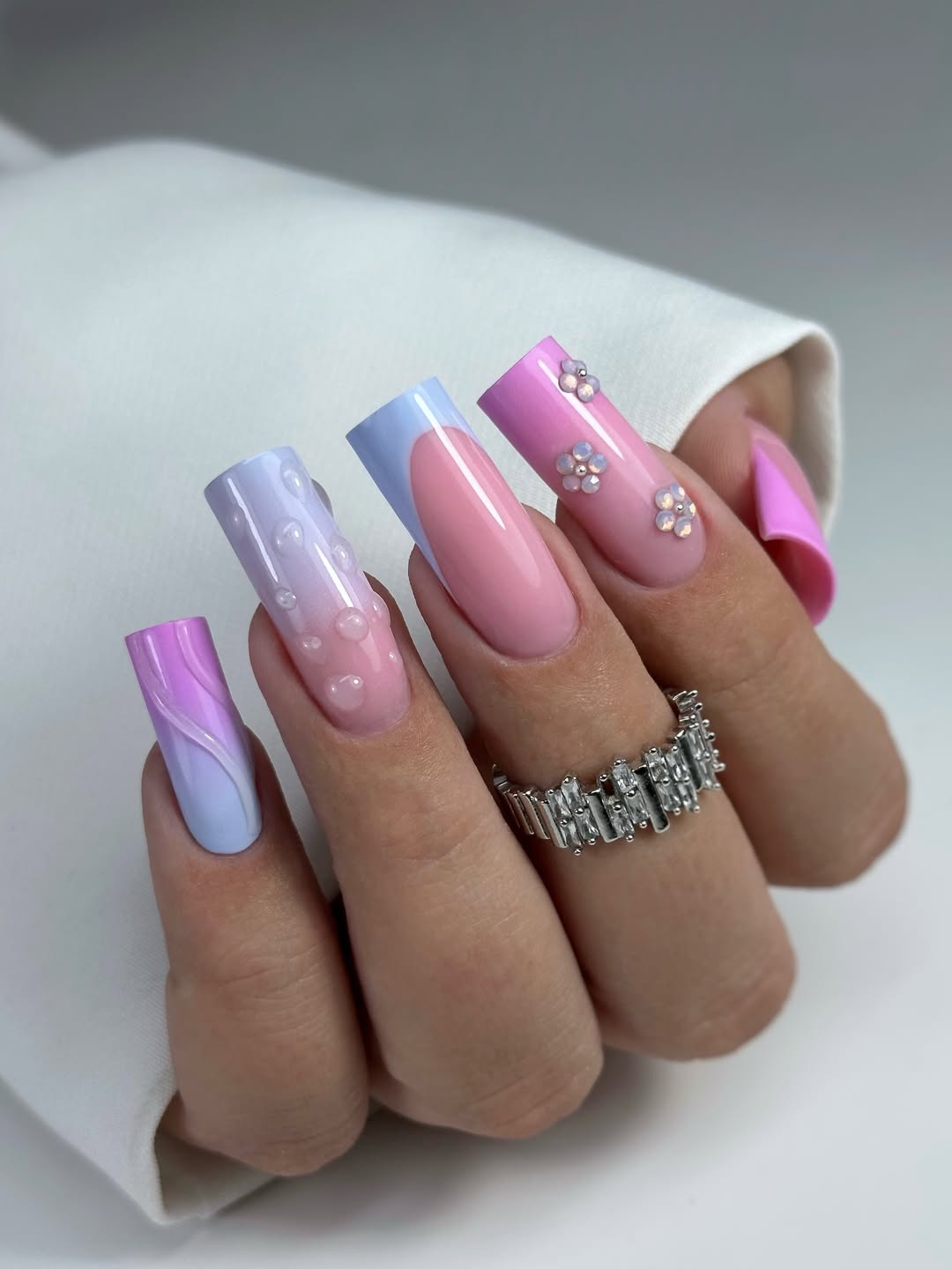 3D Bubble French Tip Pastel Gradient Nails