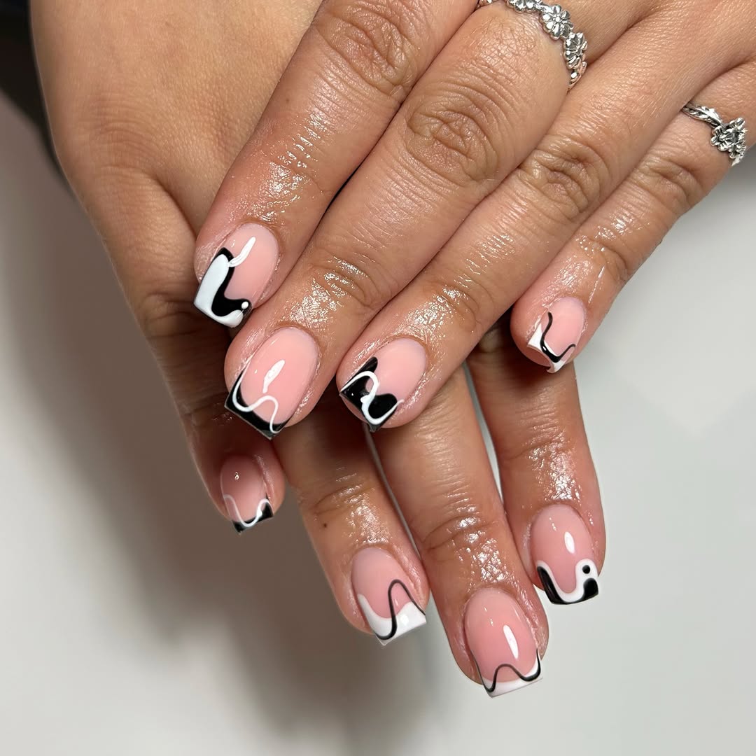 Abstract Swirl French Tip Short Nails