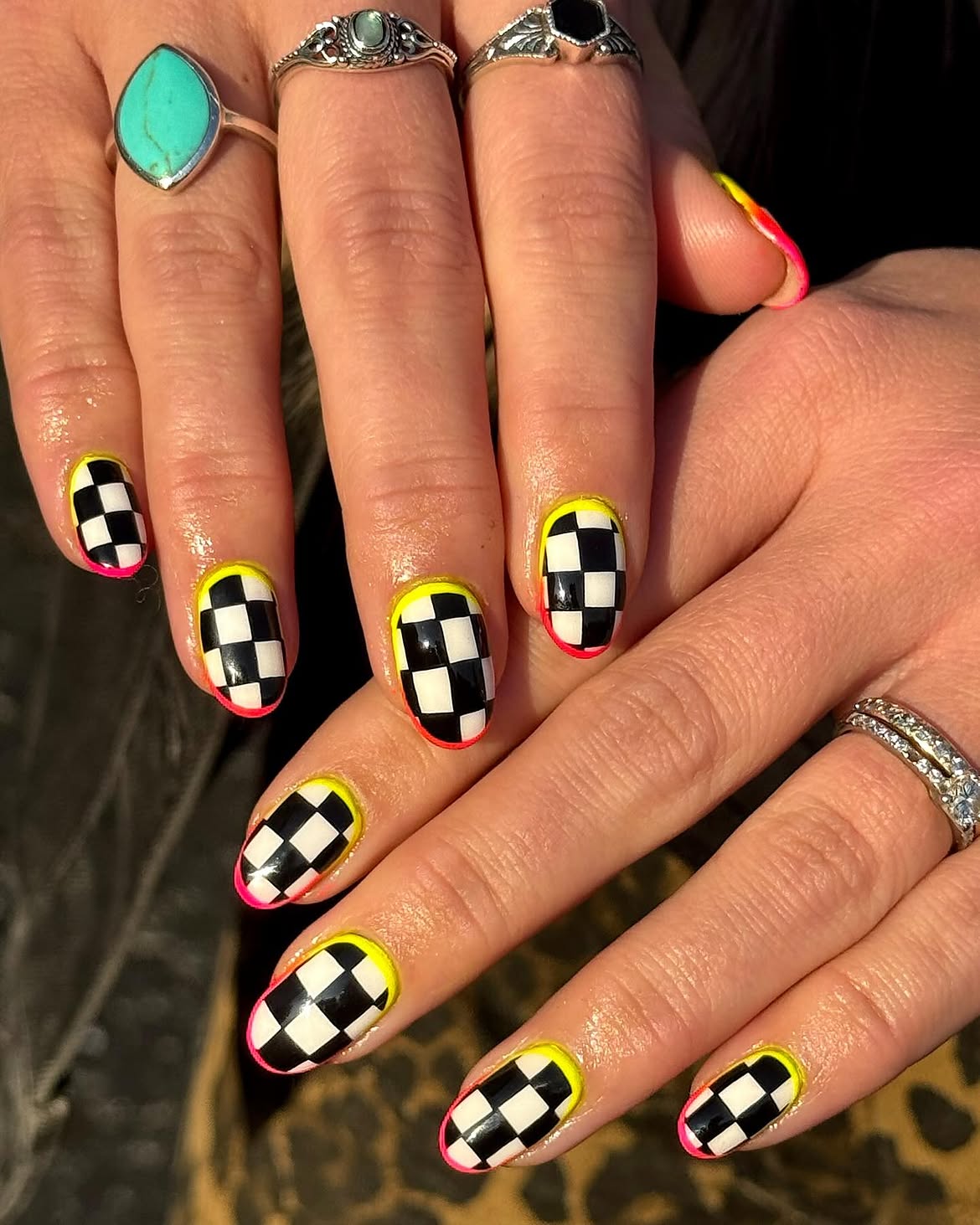Checkerboard Neon Outline Oval Nails