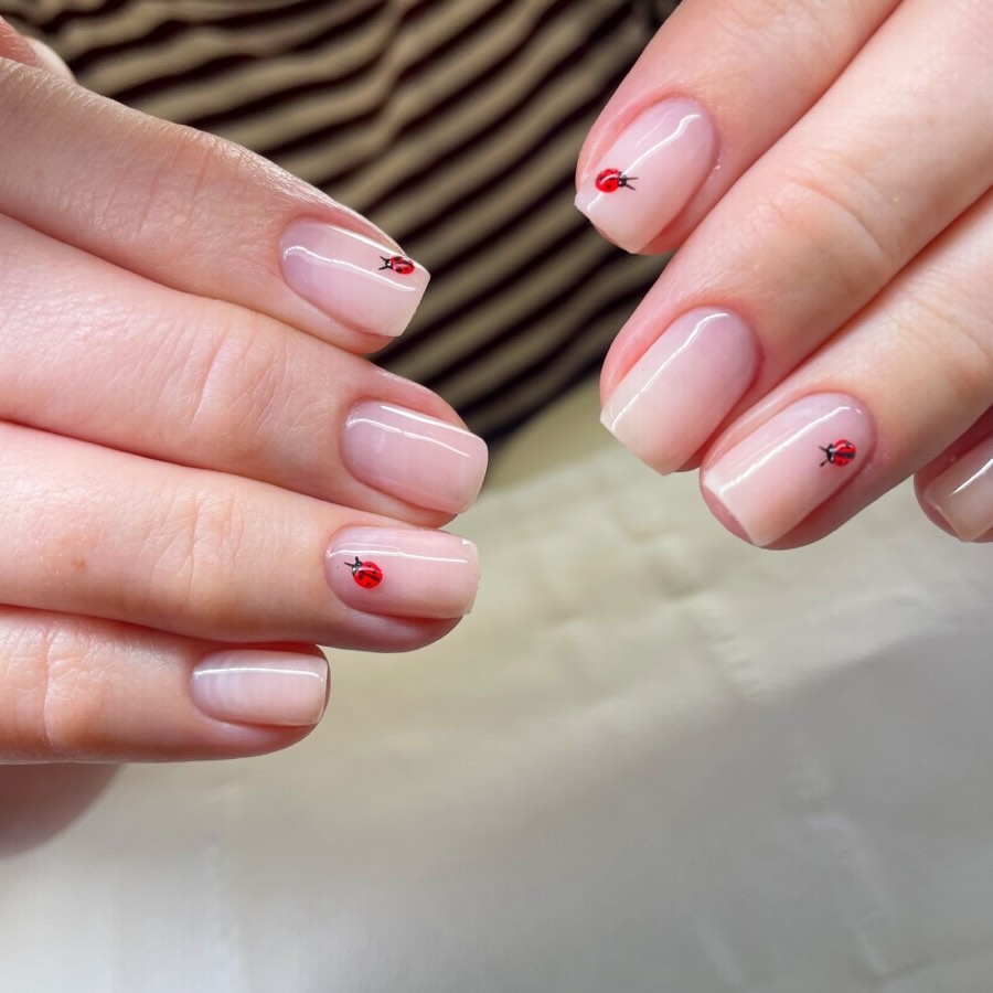 Cute Ladybug Accent Milk Bath Square Nails