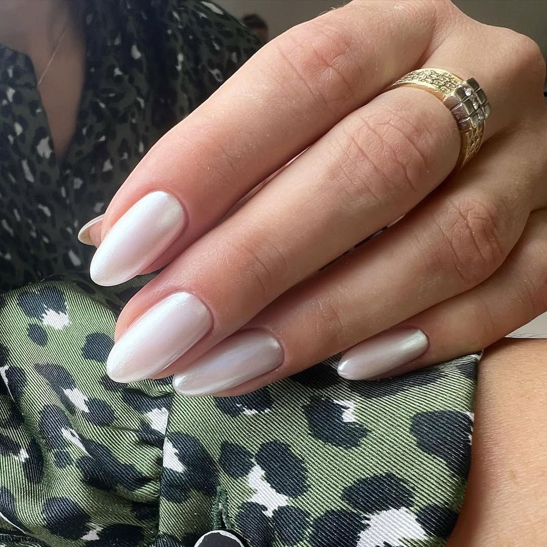 Ethereal Pearl Chrome Almond Nails