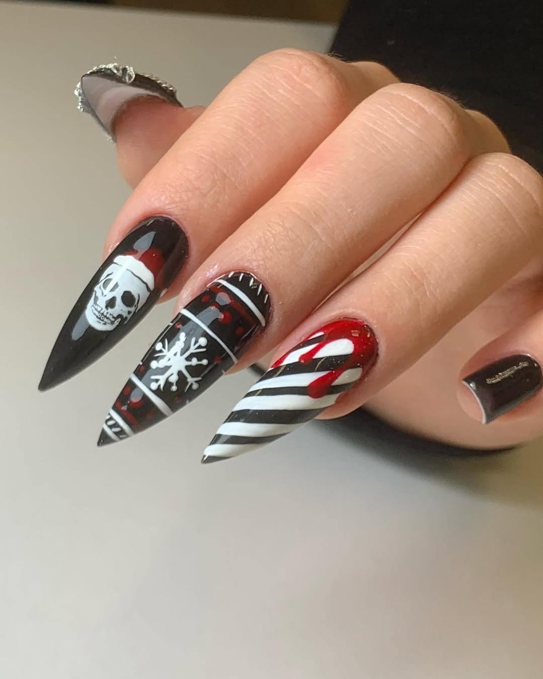 Gothic Christmas Skull and Snowflakes Stiletto Nails