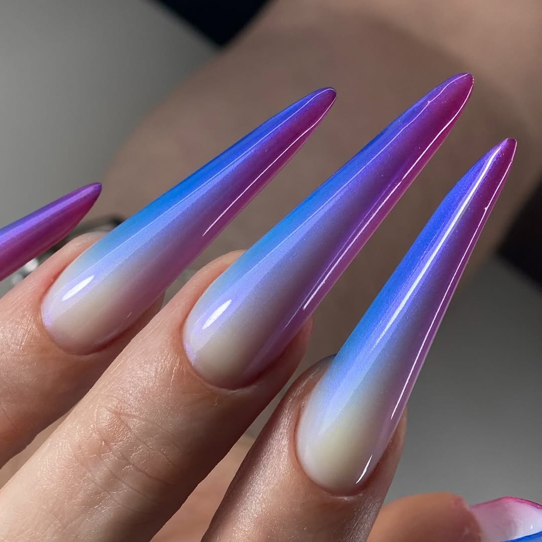 Iridescent Stiletto Gradient Nails