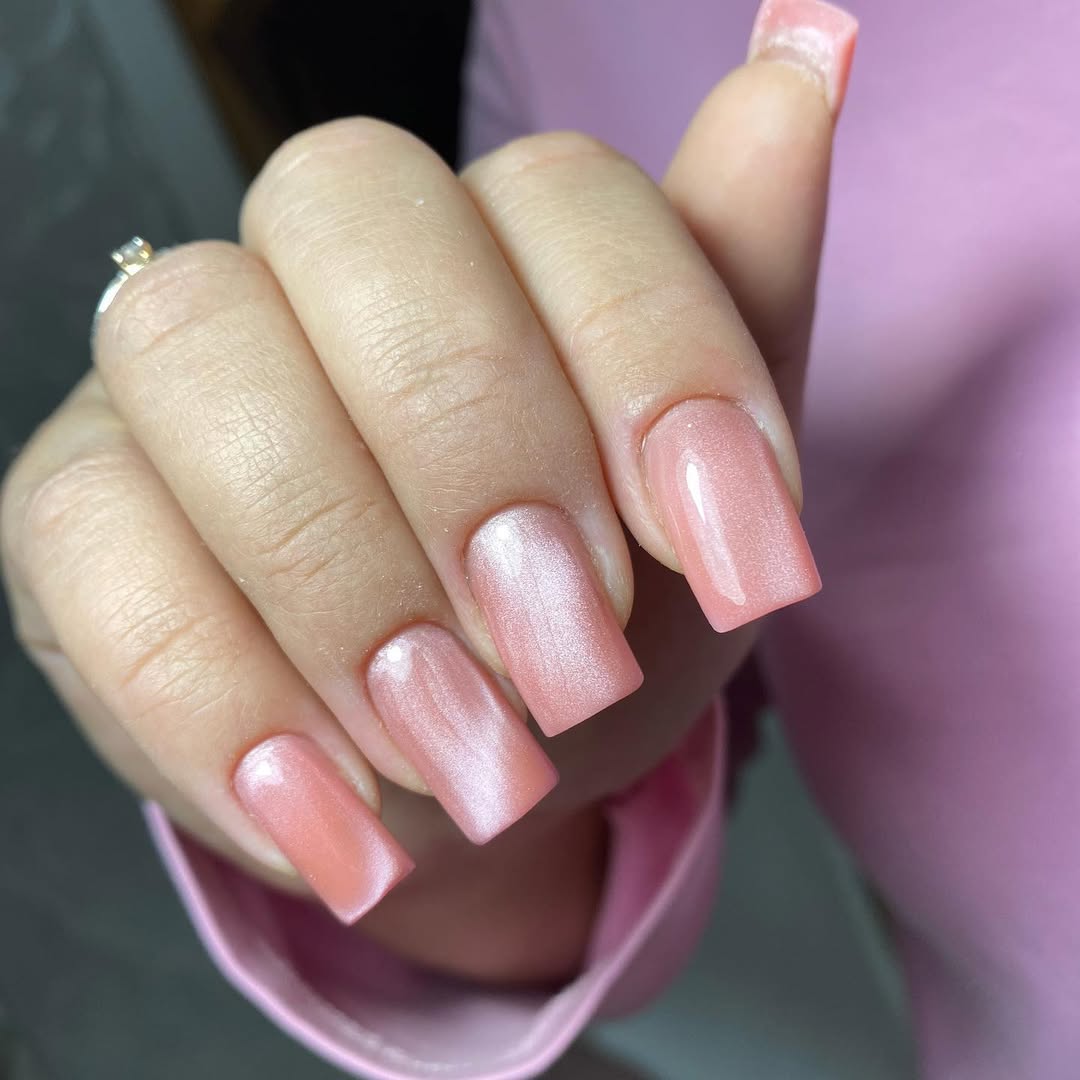 Luminous Peach Cat Eye Square Nails