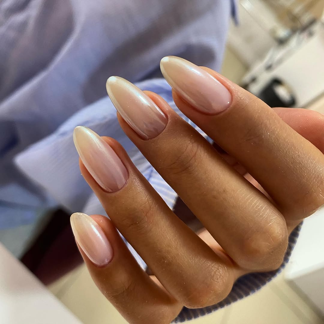 Luminous Pearl Chrome Almond Nails
