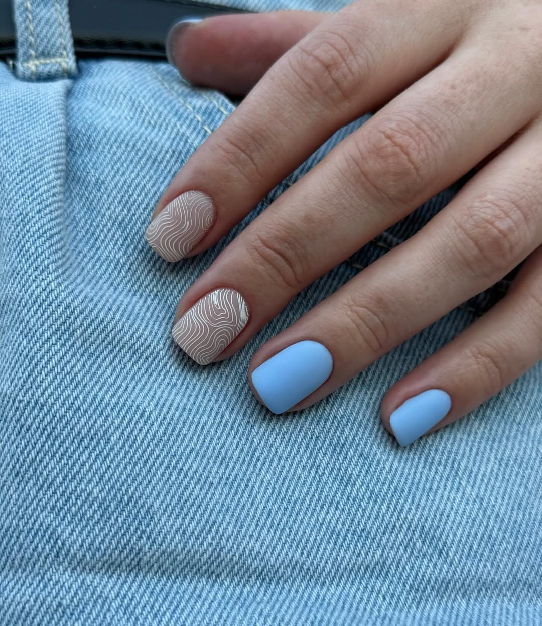Matte Sky Blue Swirl Abstract Short Square Nails
