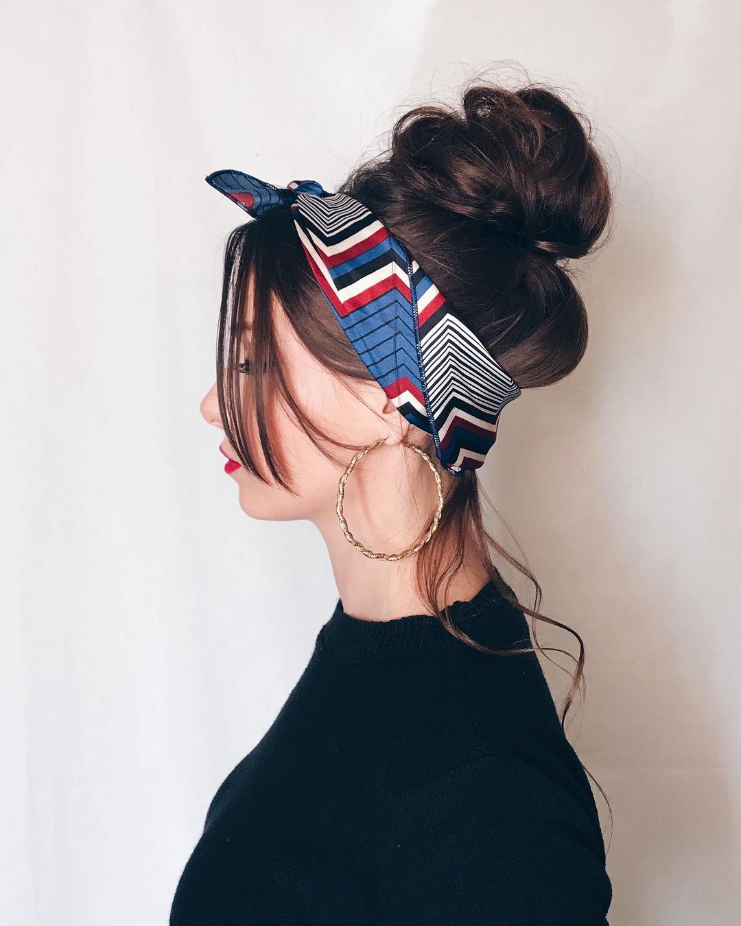 Messy Top Knot With Zigzag Scarf