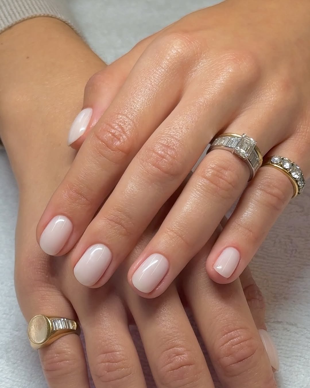 Milky Pink Glossy Short Oval Nails