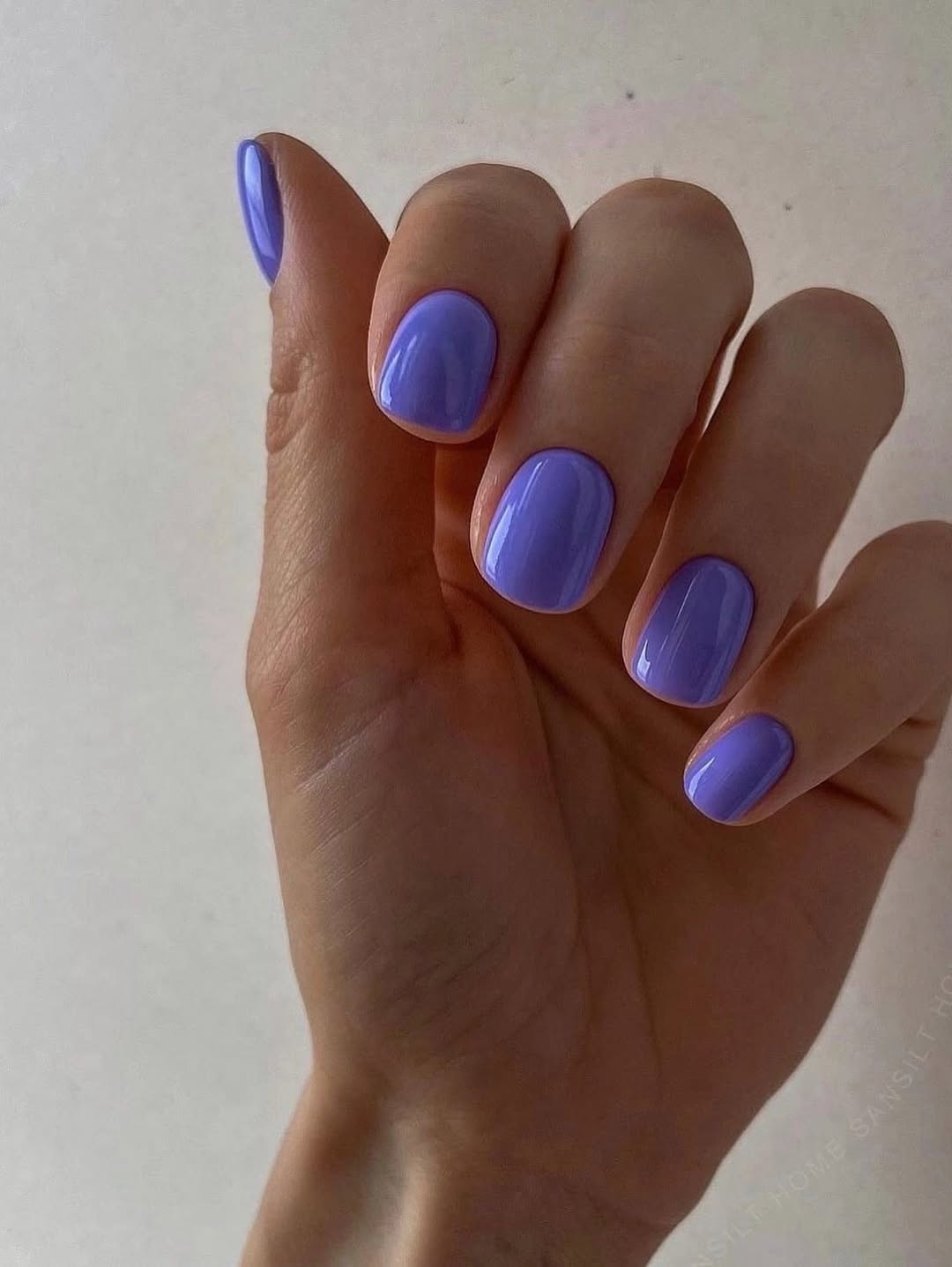 Periwinkle Glossy Short Oval Nails