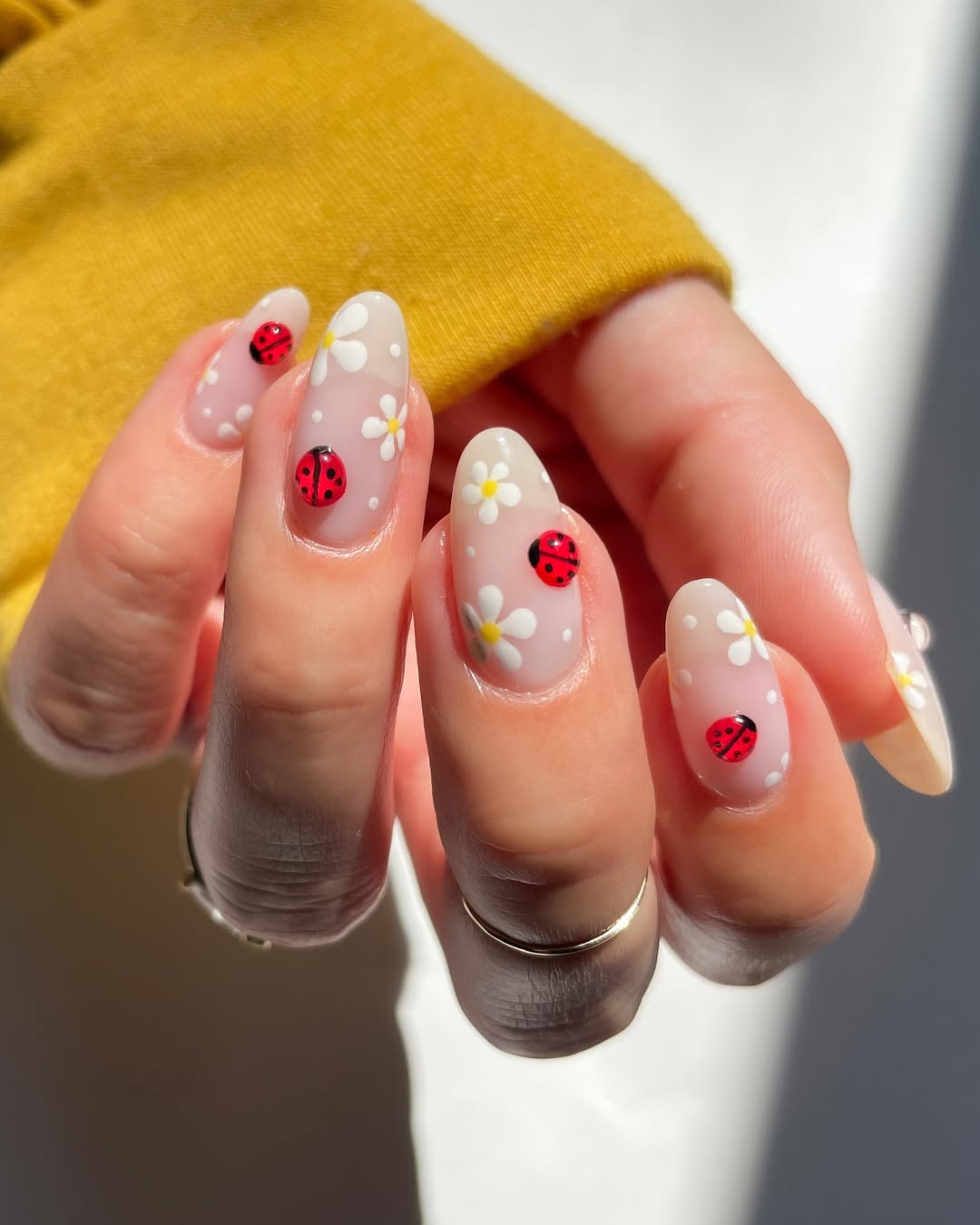 Playful Ladybug Daisy Almond Nails