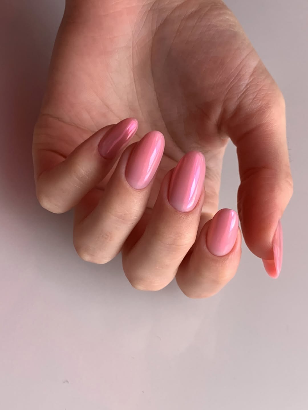 Soft Pink Chrome Medium Oval Nails