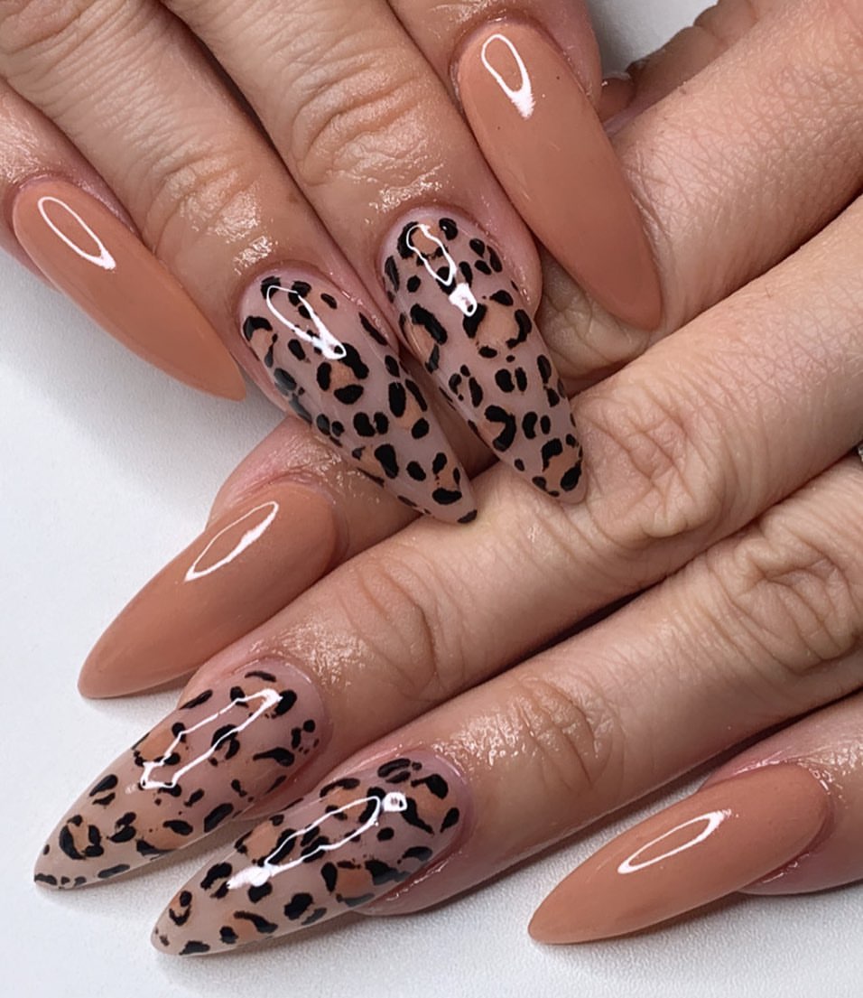 Spicy Leopard Print Almond Nails
