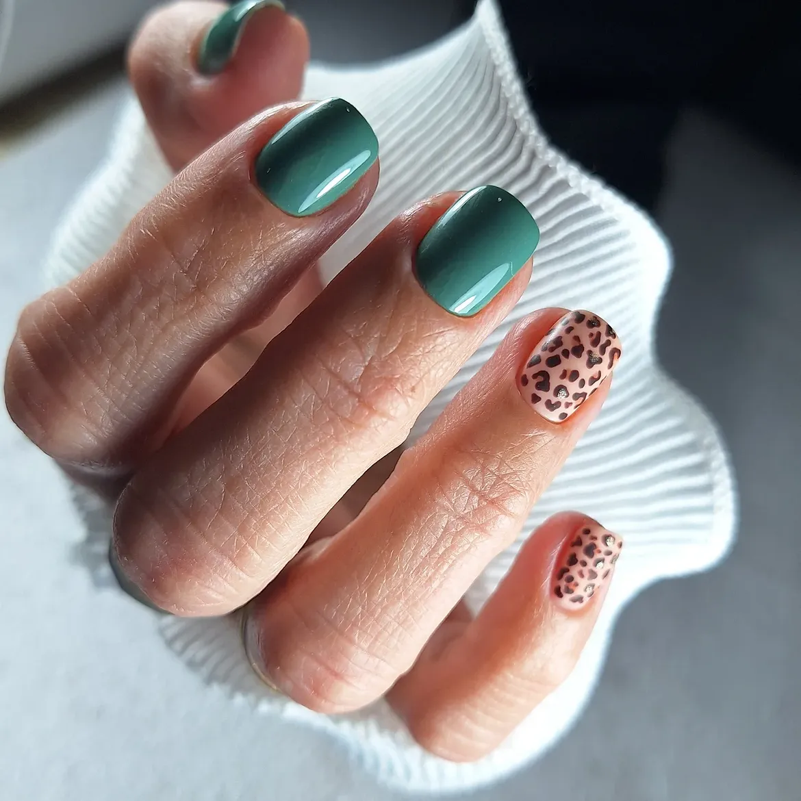 Teal & Taupe Leopard Print Short Nails