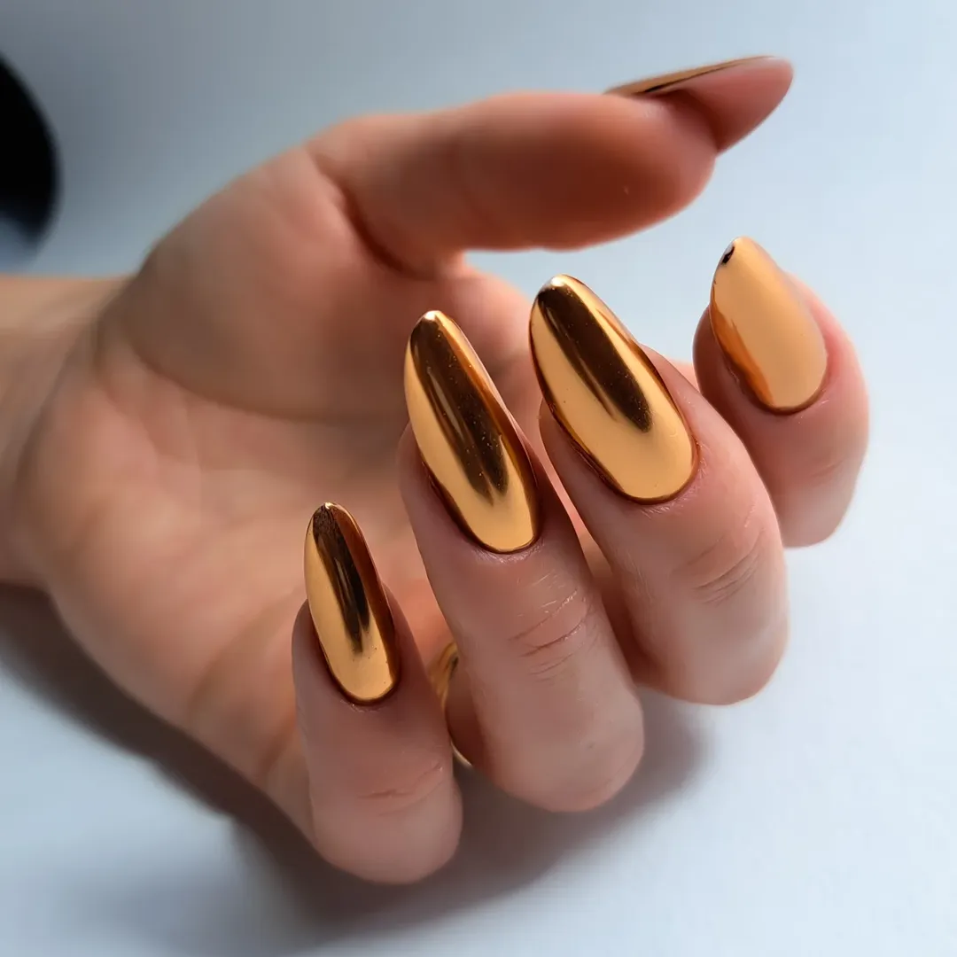 Ultra-Reflective Liquid Gold Almond Nails