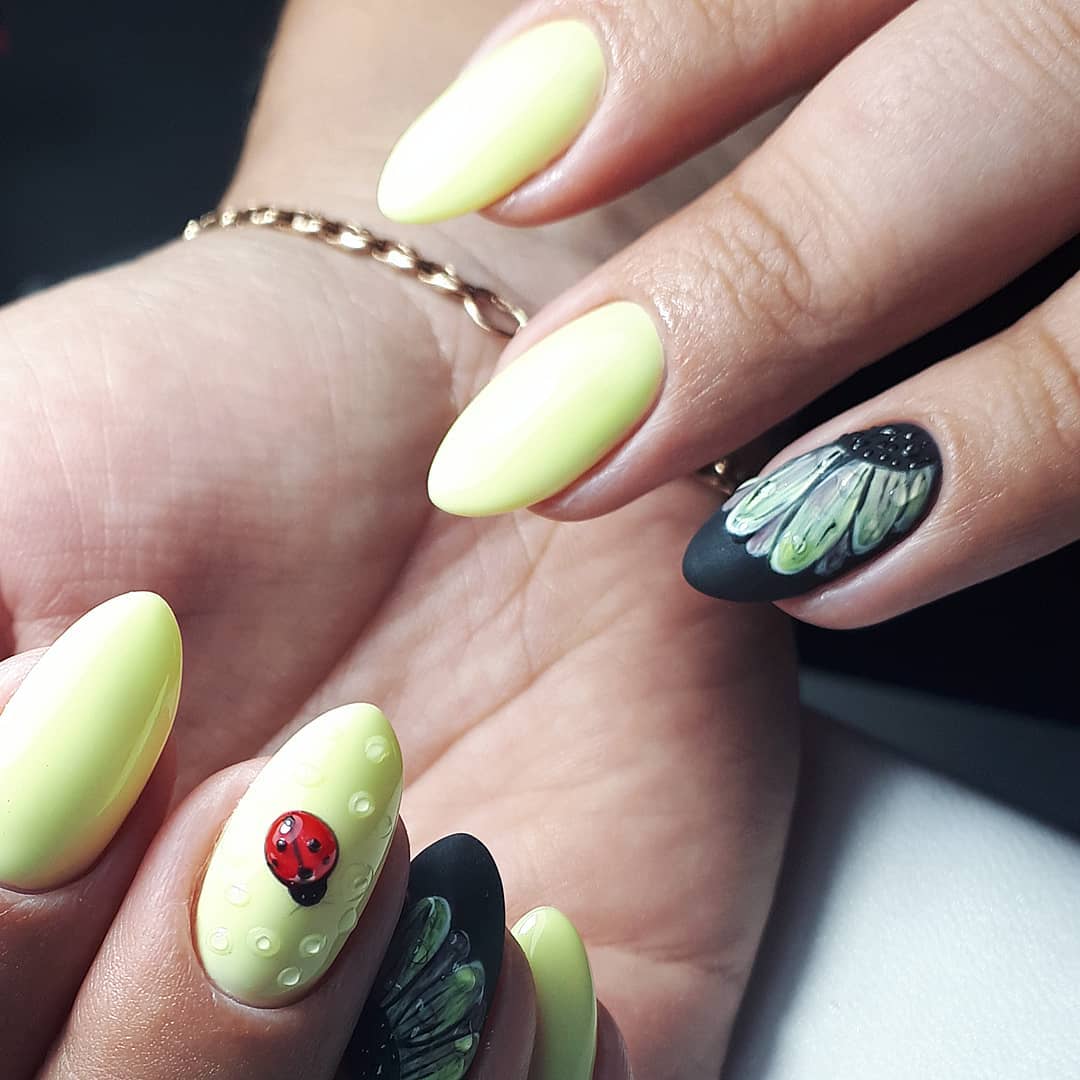 Yellow Ladybug Oval Nails with Matte Daisy Accents