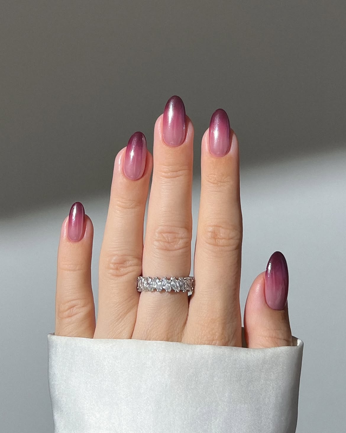 Burgundy Pink Aura Ombre Oval Nails