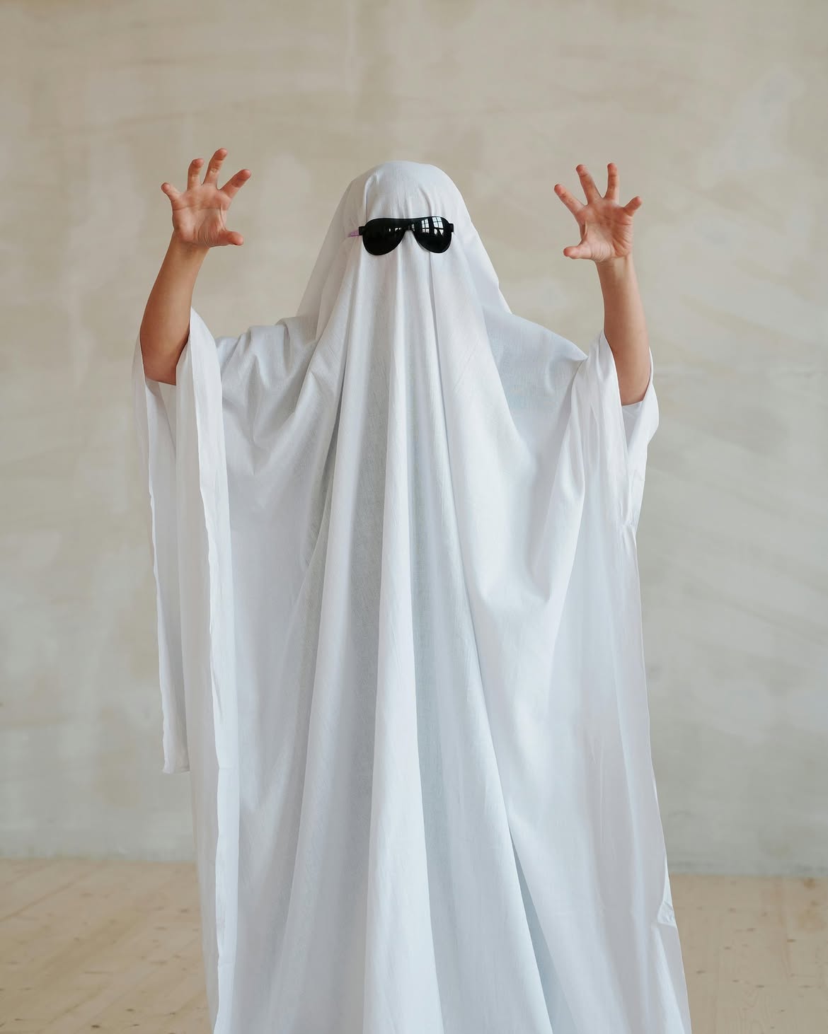Cool Ghost Halloween Costume With Sunglasses