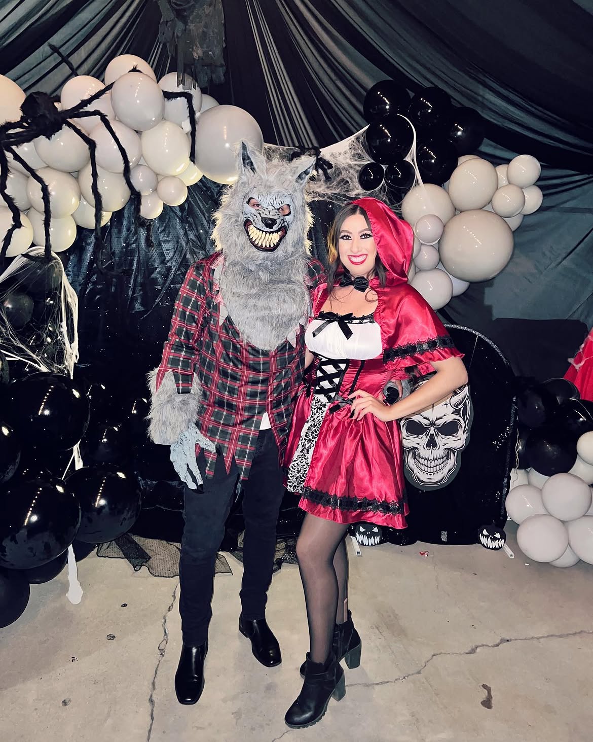 Couples Costume: Big Bad Wolf Meets Little Red Riding Hood