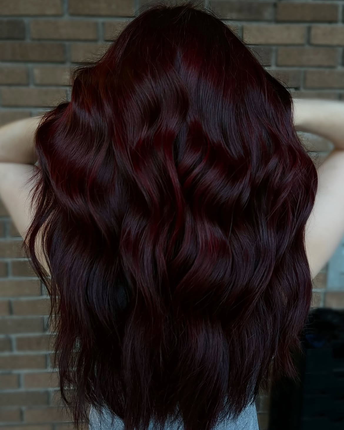 Deep Cherry Cola Waves With Subtle Red Tones