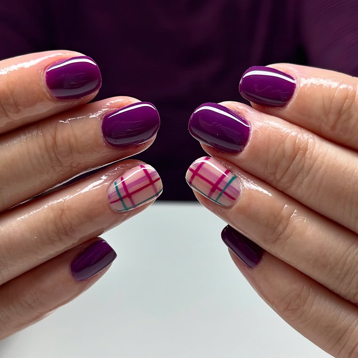 Deep Plum Plaid Accent Nails