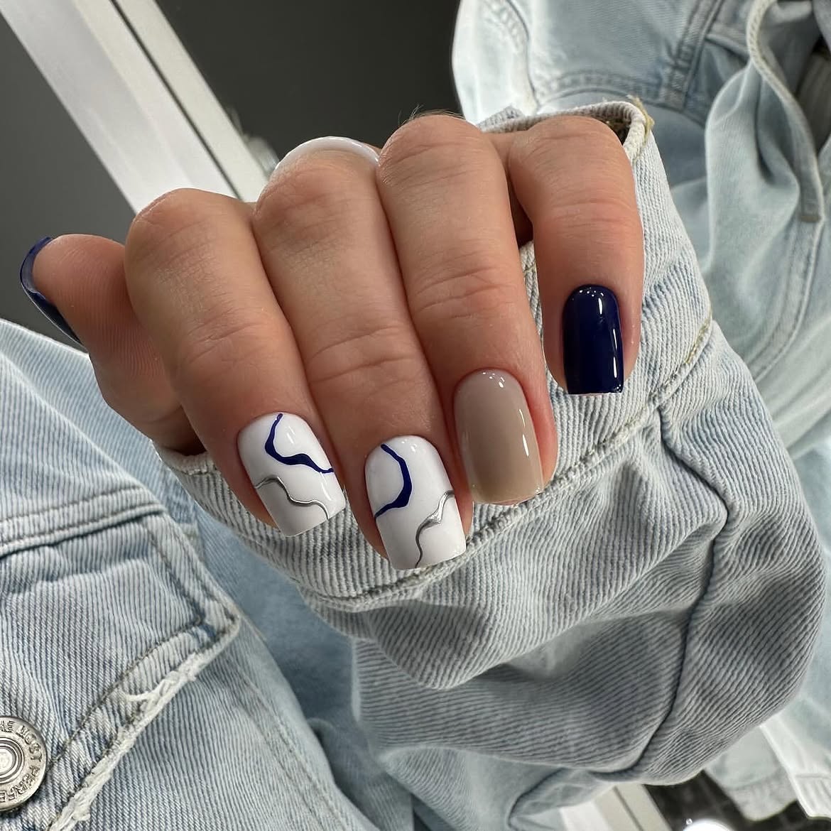 Elegant Abstract Navy Swirl Square Nails