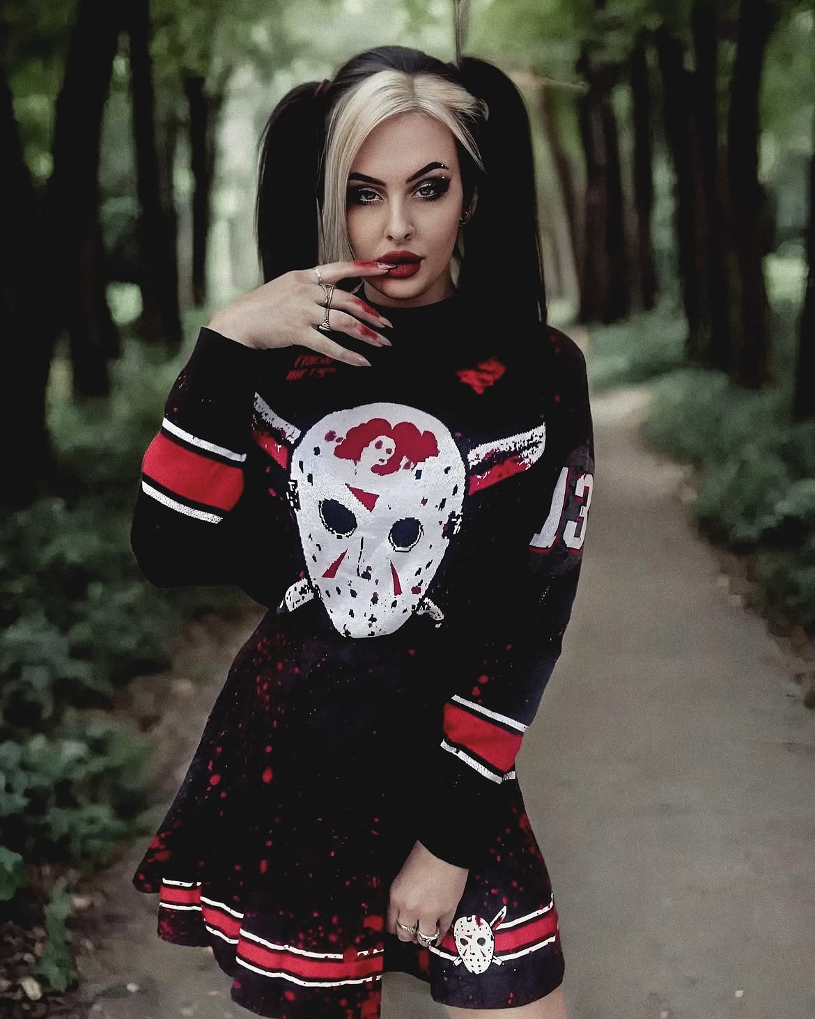 Gamer Girl Halloween Horror Outfit