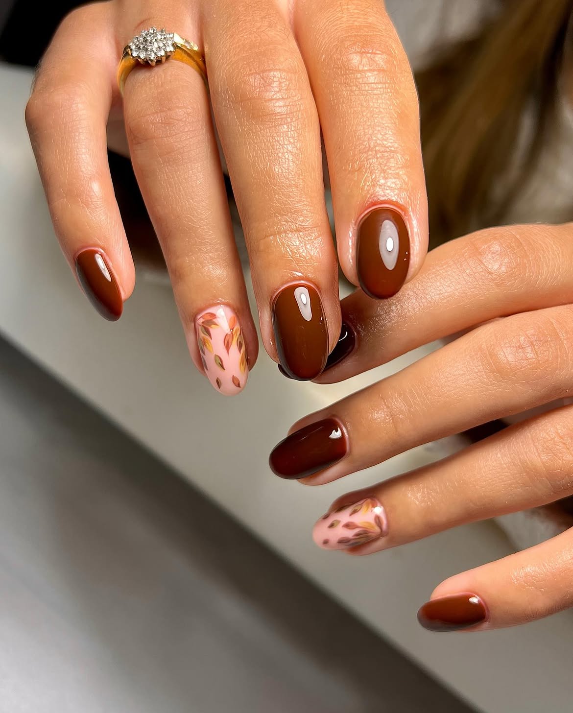 Glossy Chocolate Brown & Autumn Leaf Accent Nails