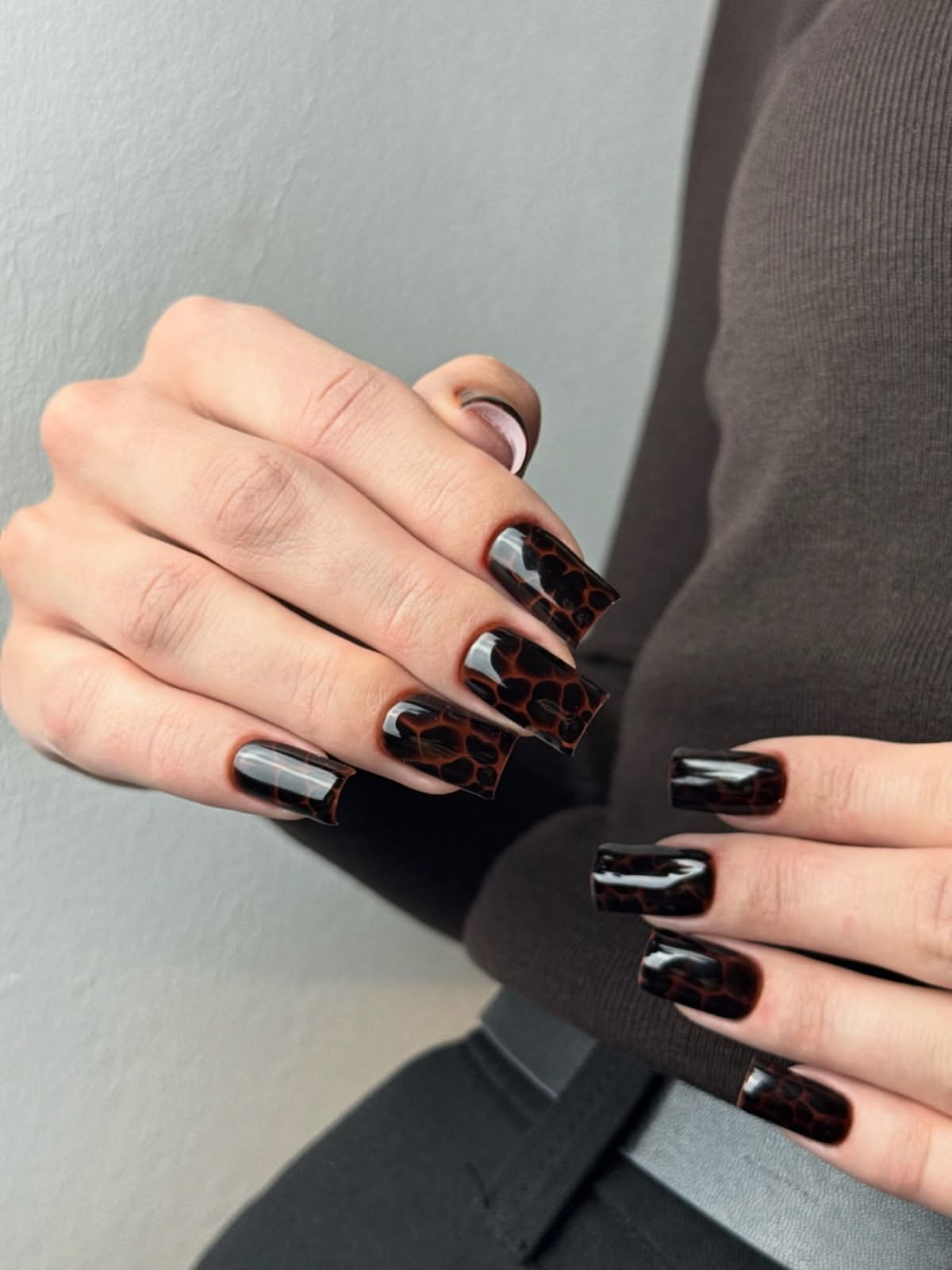 Glossy Tortoiseshell Square Fall Nails