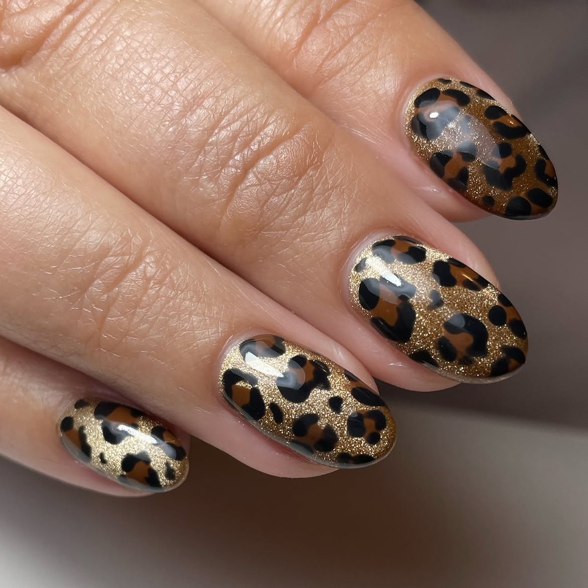 Gold Glitter Leopard Print Oval Nails