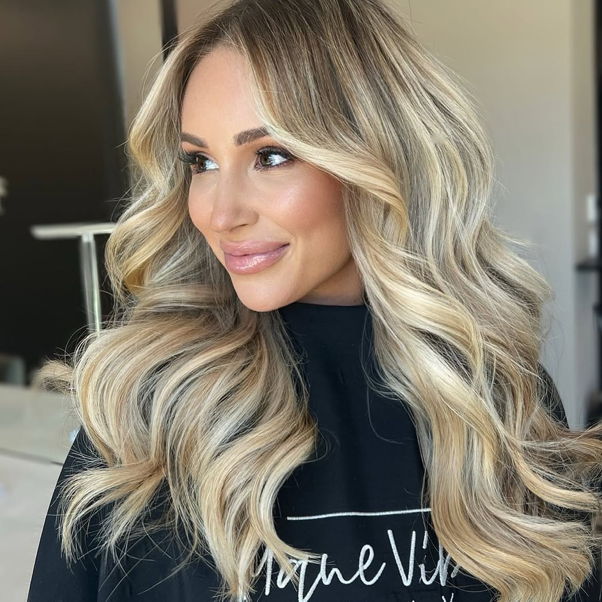 Golden Hour Honey Blonde Waves