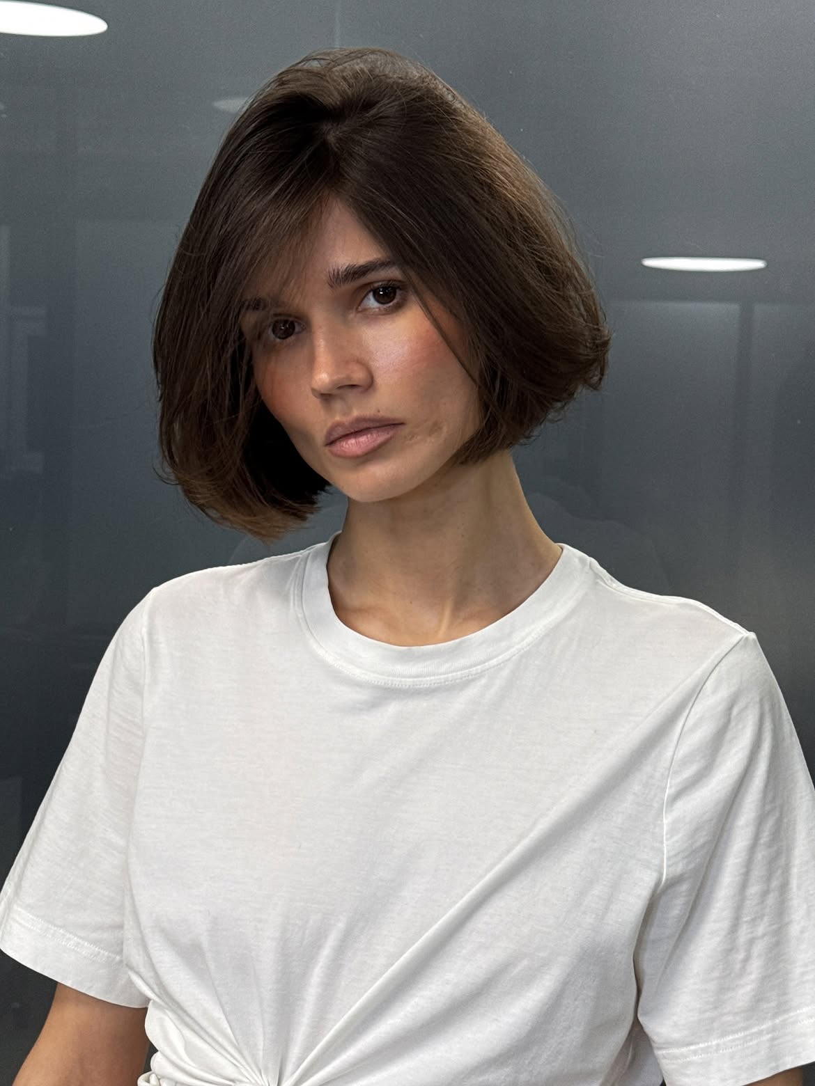 Inward-Tuck Blunt Bob With Textured Bangs