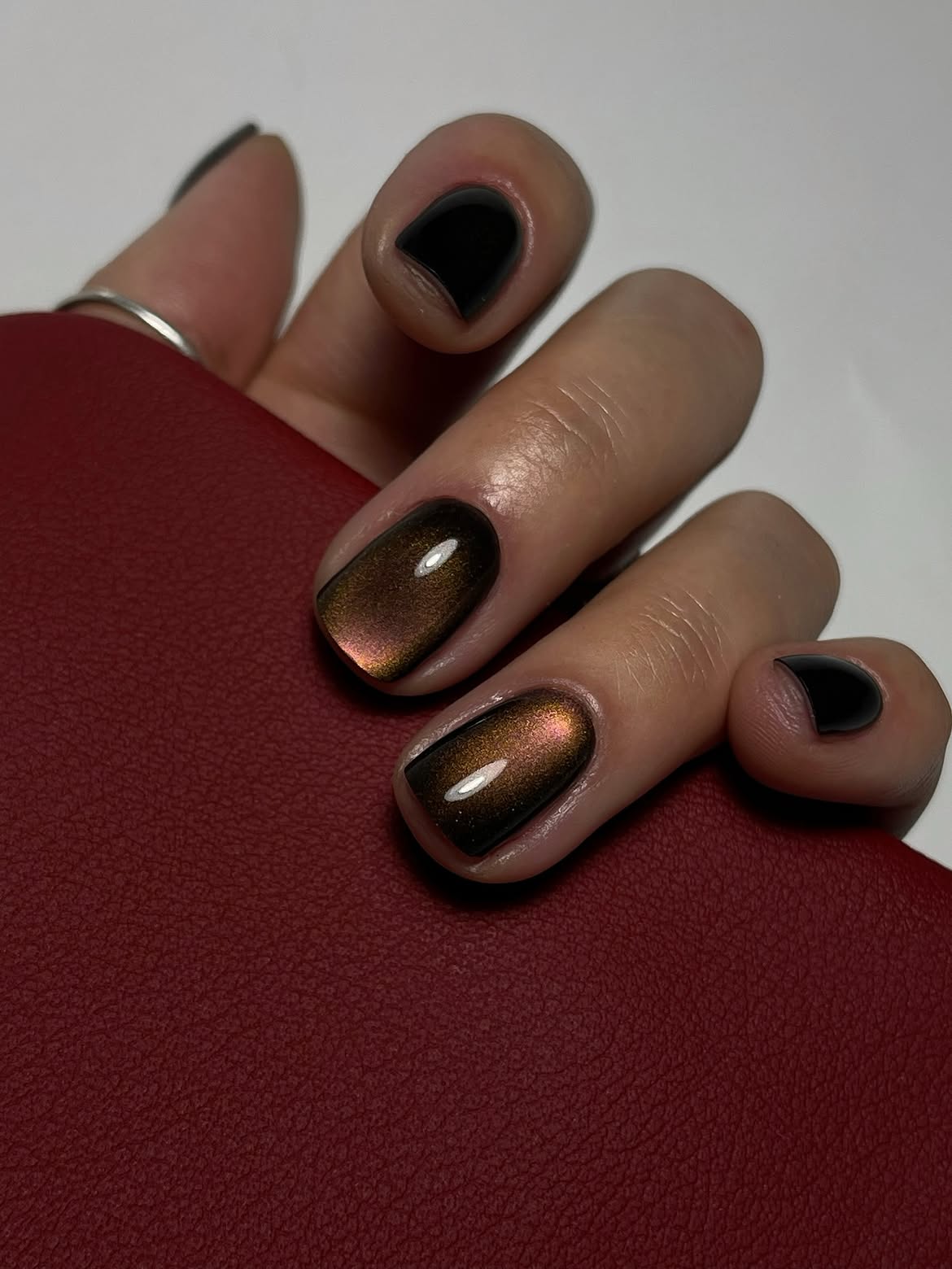 Magnetic Brown and Black Fall Nails