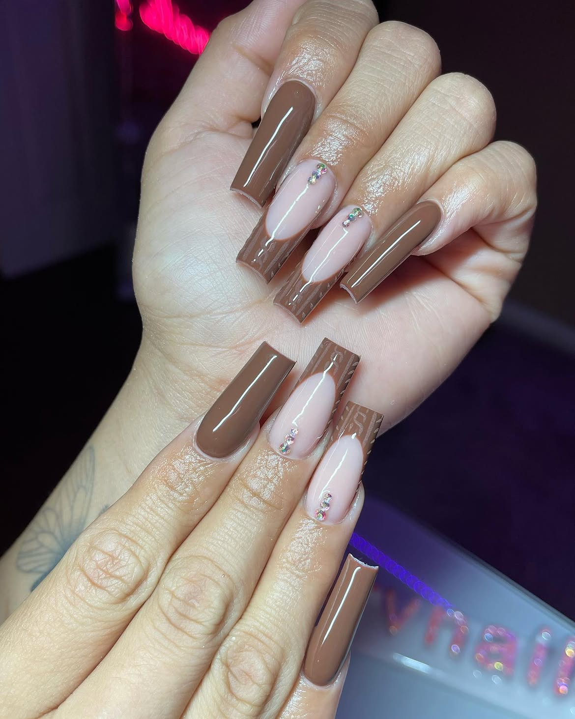 Mocha Velvet French Tip Coffin Nails