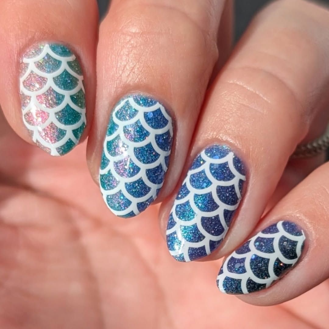 Sparkling Teal and Blue Mermaid Scale Nails