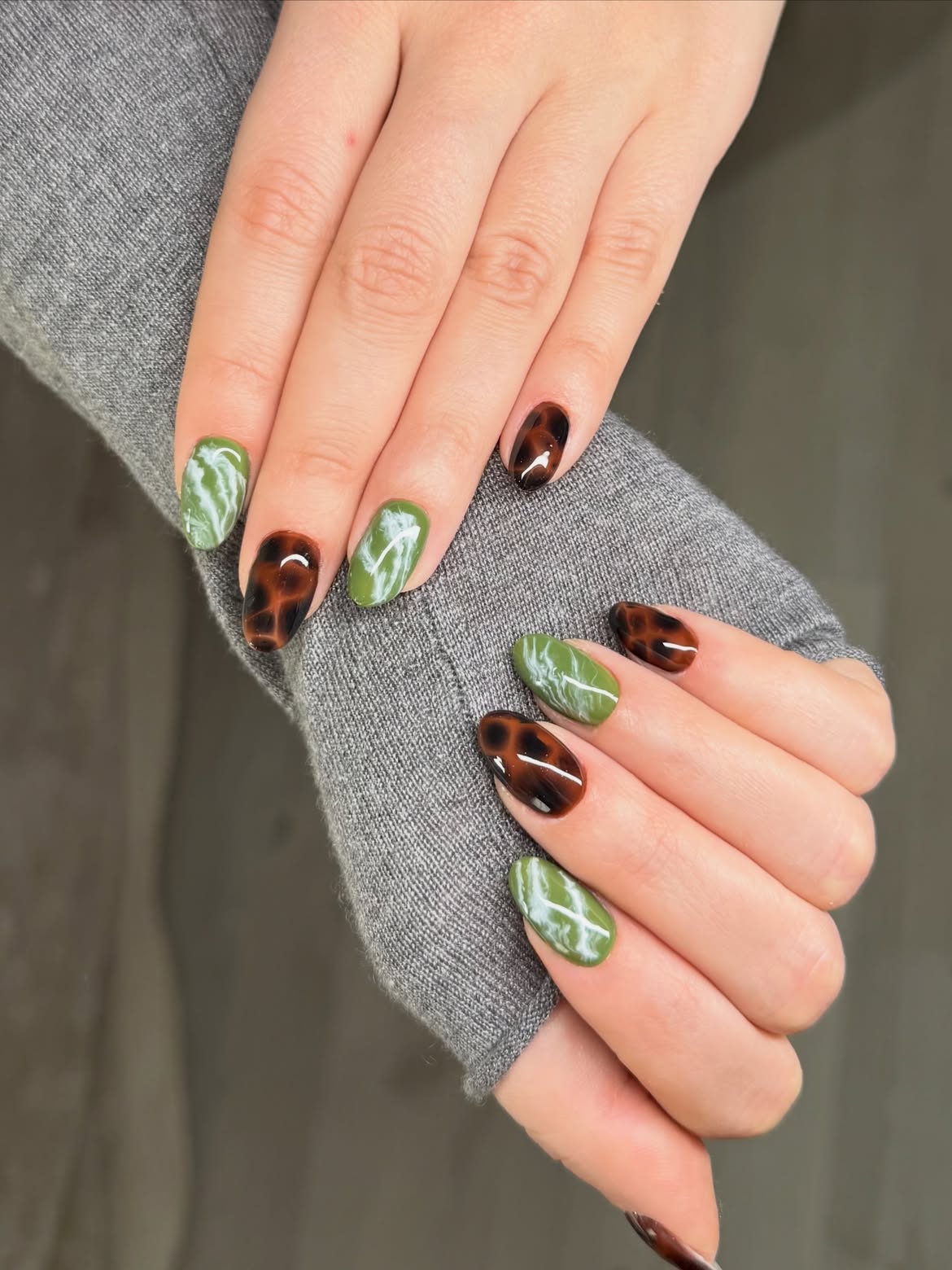 Tortoiseshell and Marble Green Oval Nails