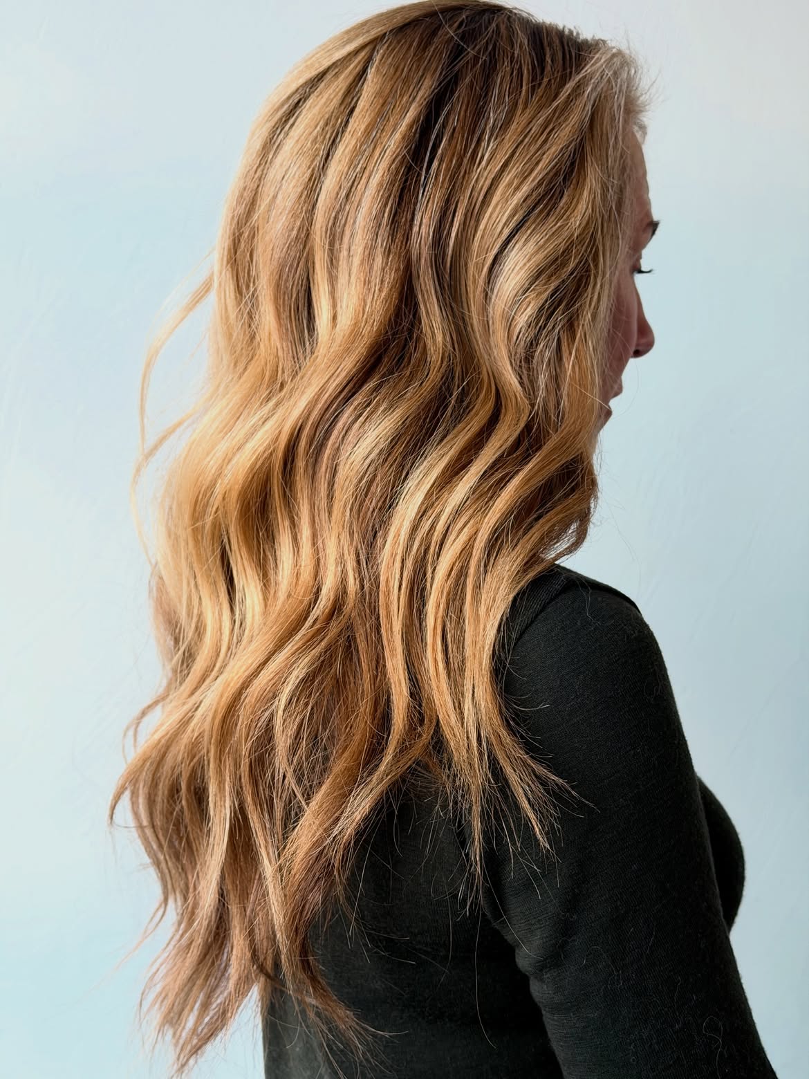 Warm Honey Blonde Waves For Fall