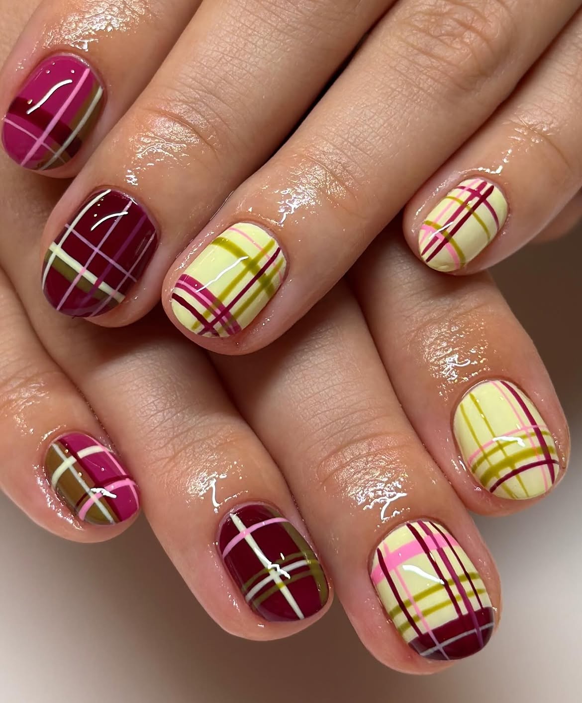 Autumn Plaid Nail Art Design Ideas