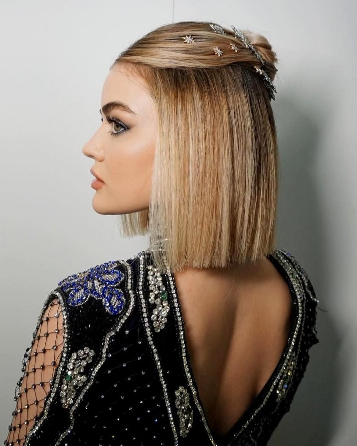 Blonde Bob With Twinkling Star Clips