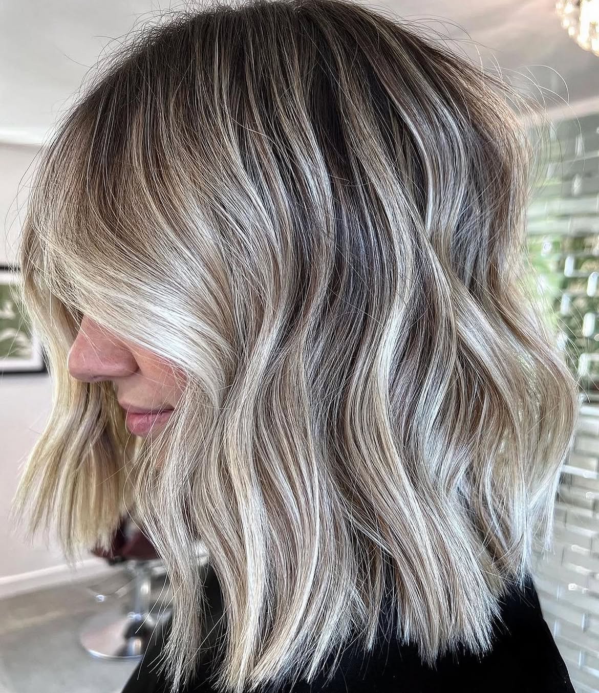 Bright Cool Toned Highlights On Textured Lob