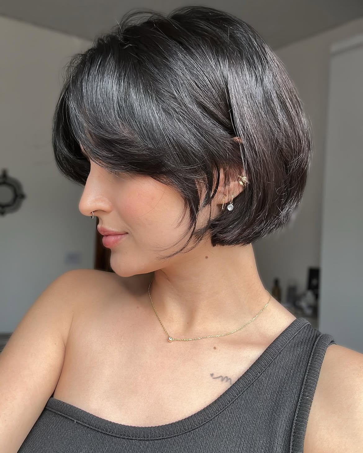 Chic Chin-Length Bob With Textured Curtain Bangs