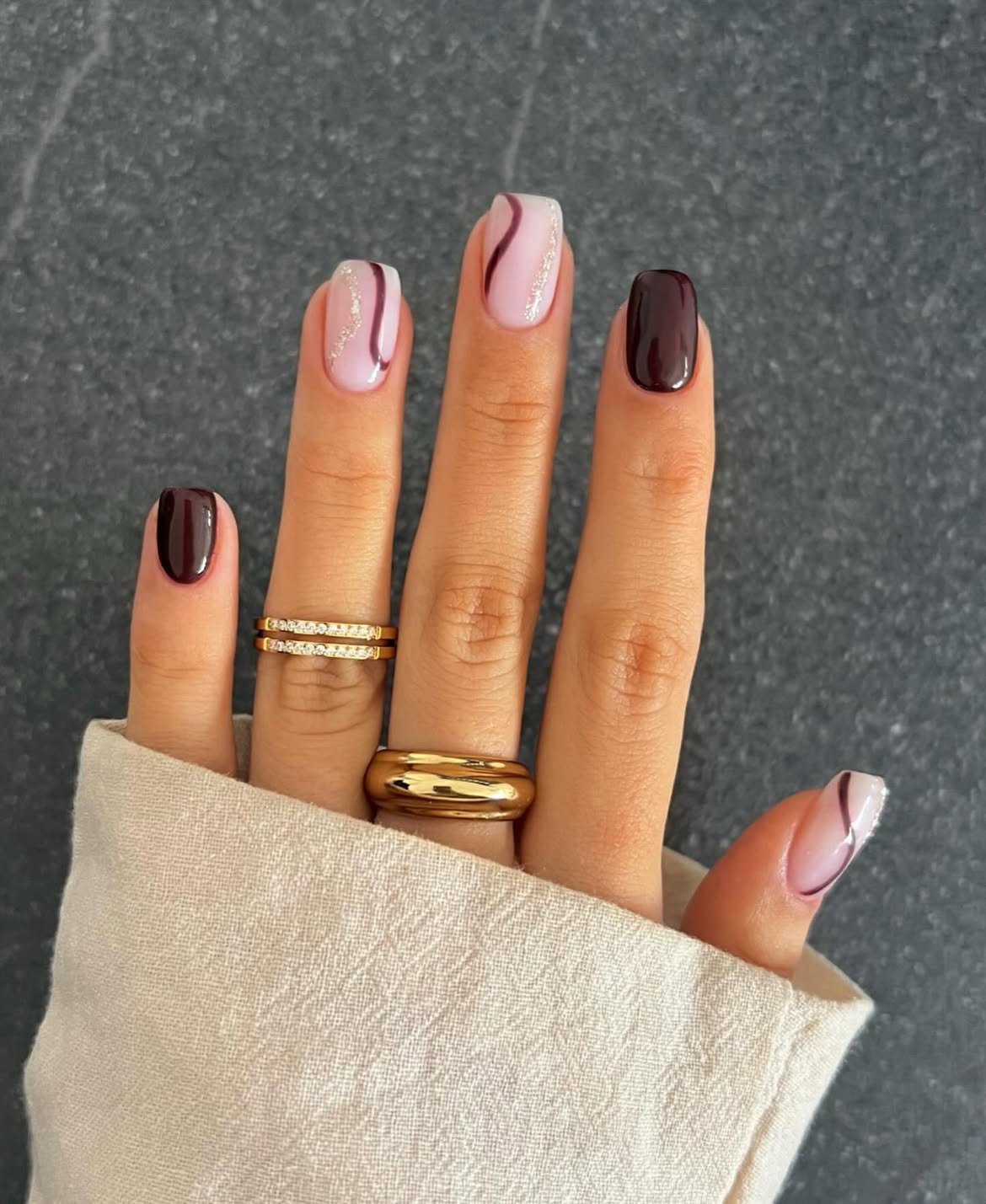 Chic Coffee Swirl Short Square Nails
