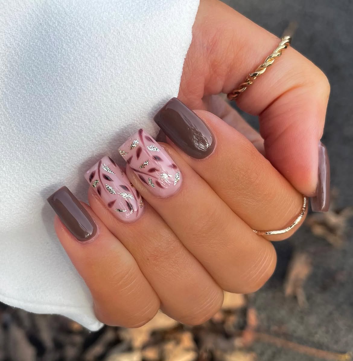 Cozy Autumn Leaf Swirl French Tips