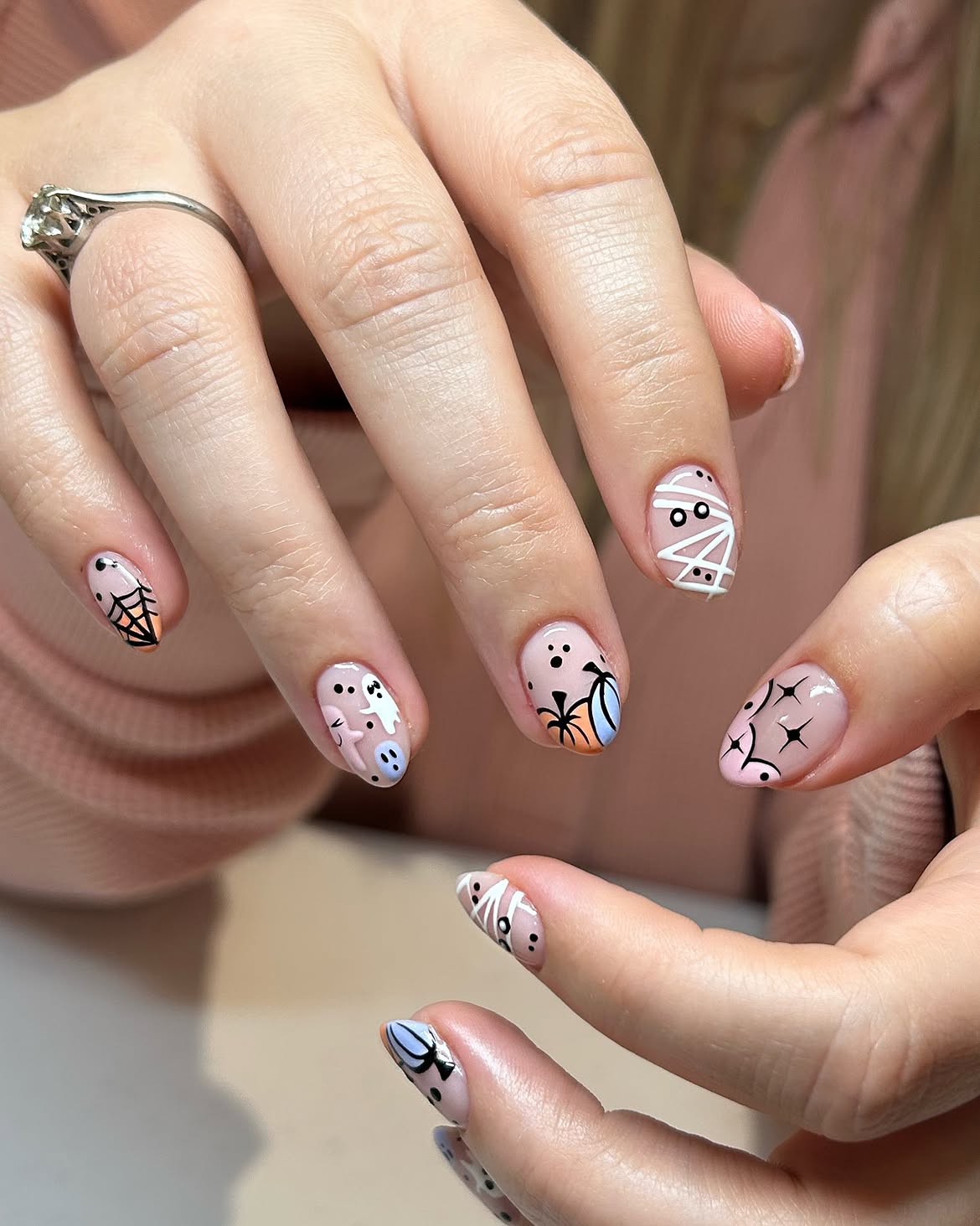 Cute Halloween Character Short Oval Nails