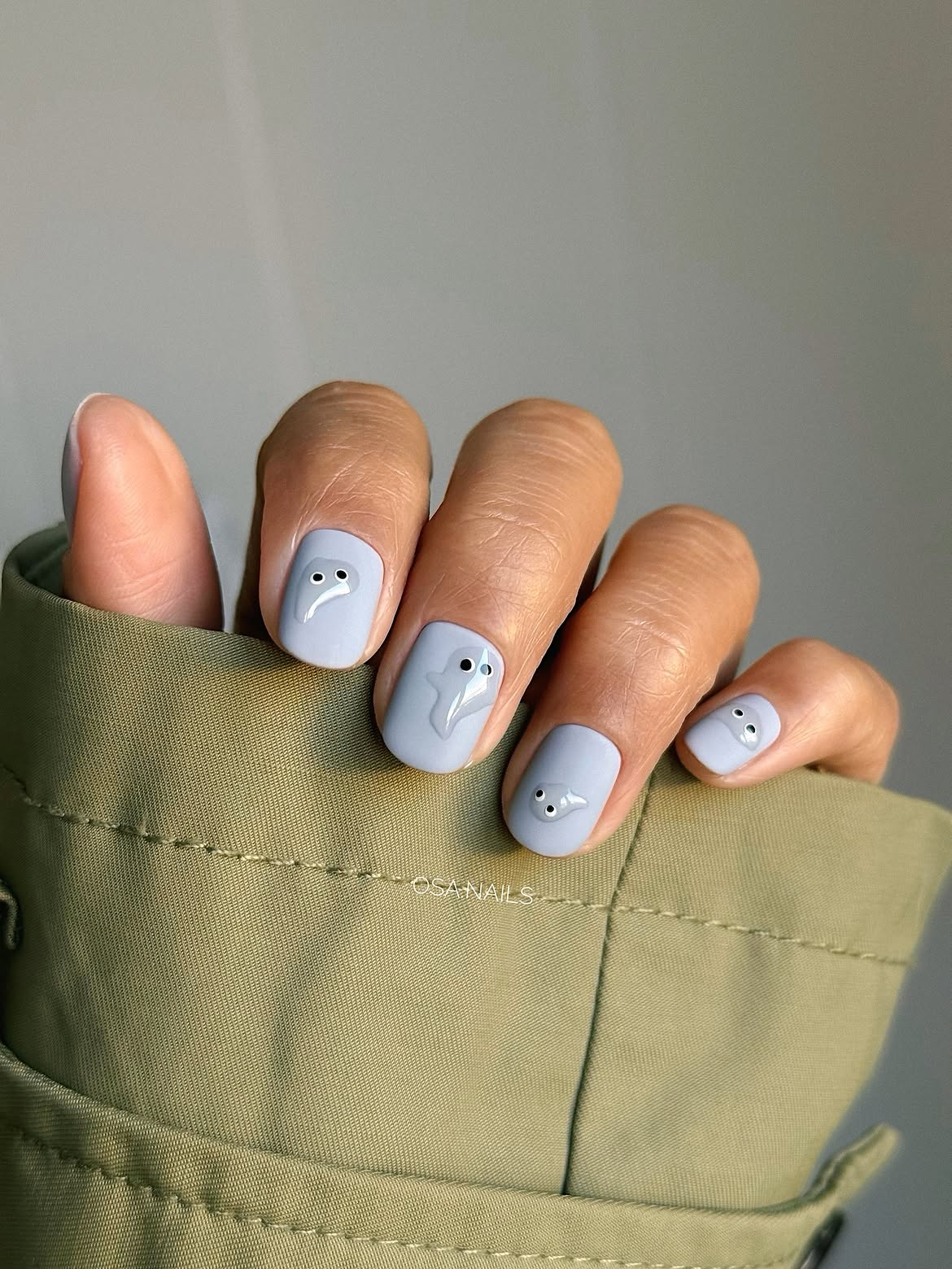 Cute Matte Ghost Halloween Short Nails