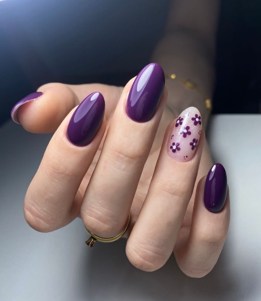 Deep Plum Floral Accent Oval Nails