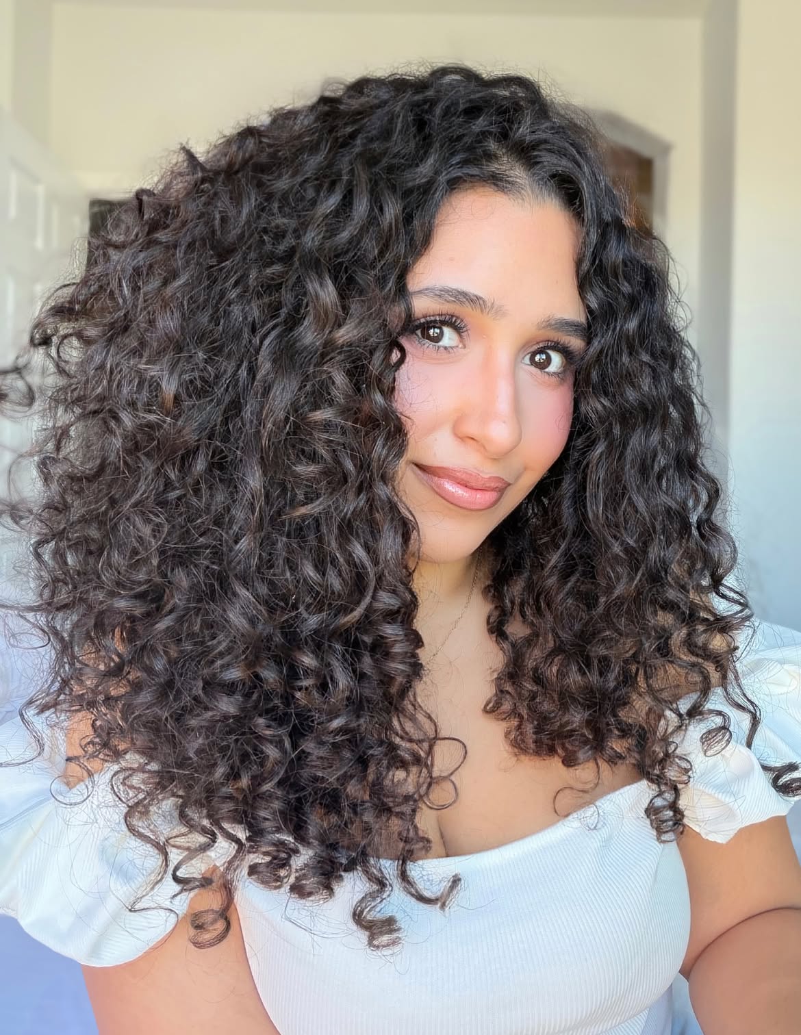 Defined Spiral Curls With Volume And Shine