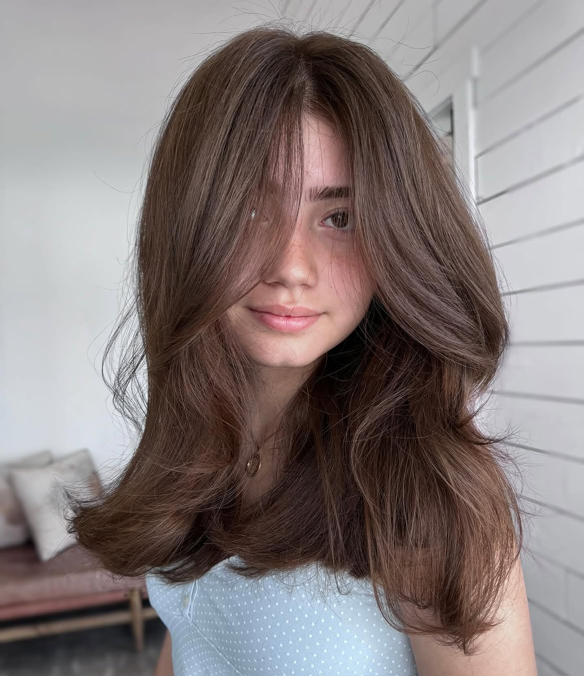 Effortless Brown Layers With Face Framing