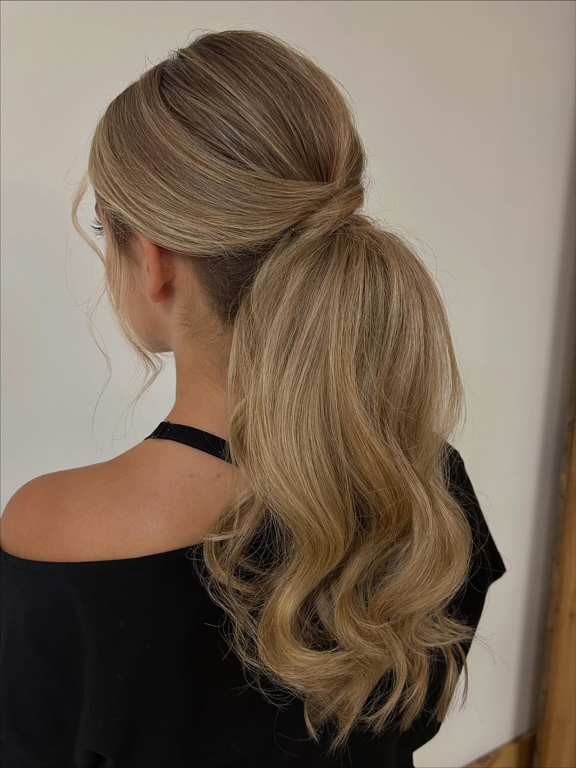 Effortless Twisted Ponytail With Loose Waves