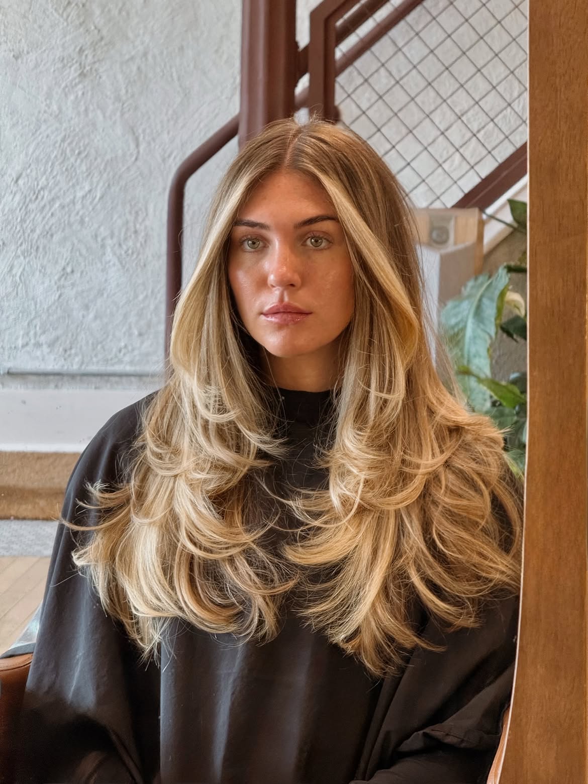 Face Framing Layers With Bright Blonde Money Piece