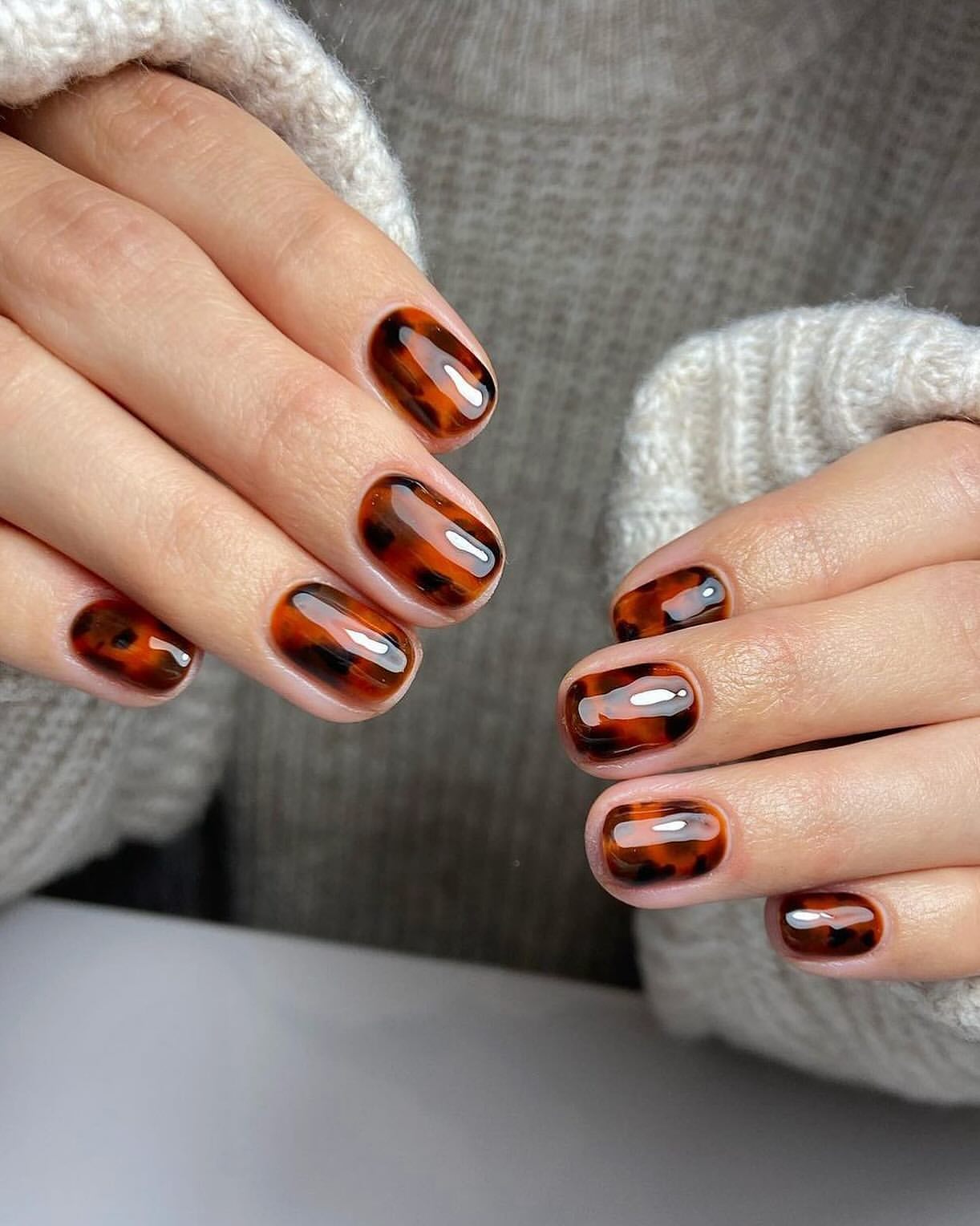 Glossy Tortoiseshell Oval Nails